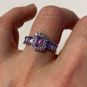 Bomb party size 7 solid sterling silver size 7 lilac gem ring